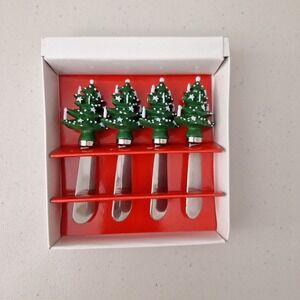 Waechtersbach NIB. Christmas Tree Spreaders Knifes Set 4 Holiday